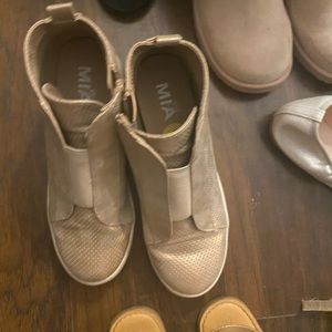 Madden girl (girls) shoes